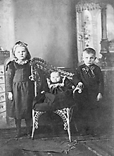 1900 Frank Vogel Children